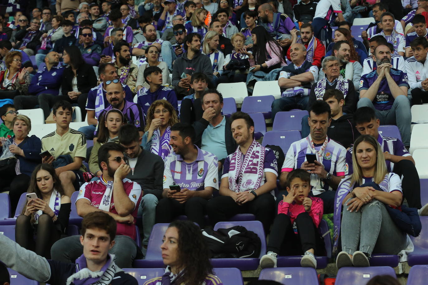 Búscate en la grada del Real Valladolid - Atlético de Madrid (1/3)