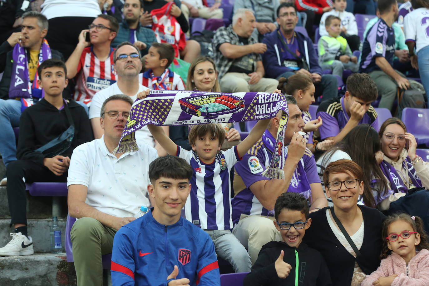 Búscate en la grada del Real Valladolid - Atlético de Madrid (2/3)