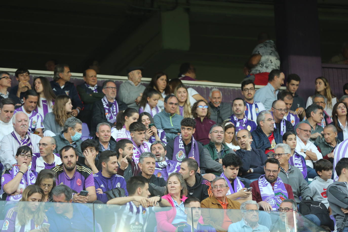 Búscate en la grada del Real Valladolid - Atlético de Madrid (3/3)