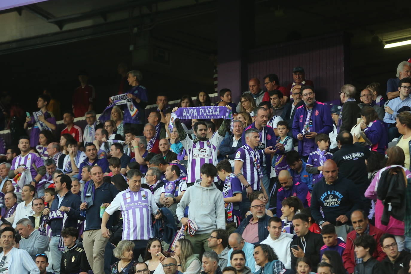 Búscate en la grada del Real Valladolid - Atlético de Madrid (3/3)