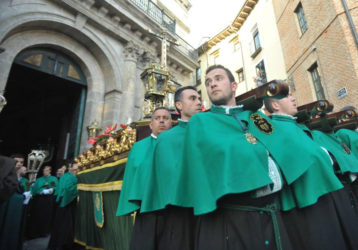 Procesión de la Cruz de Mayo en una imagen de archivo.