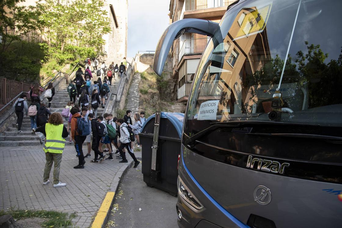 Comienza la huelga del transporte de viajeros por carretera