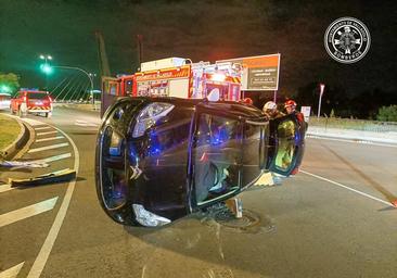 Una mujer trasladada al hospital tras un accidente en la avenida de Salamanca
