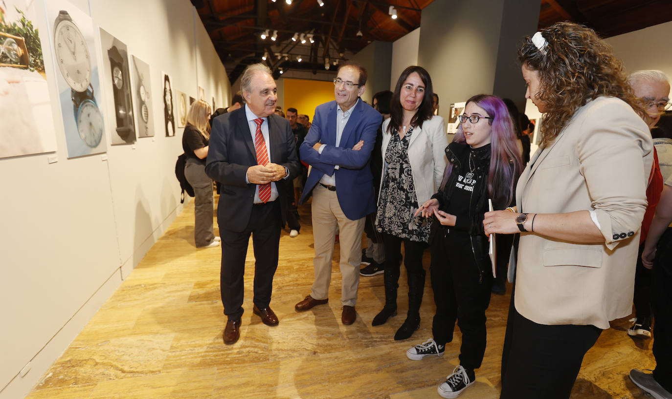 Los 100 años de la Escuela de Arte, en una exposición