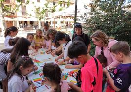 La localidad palentina ha acogido este sábado la feria de productos tradicionales