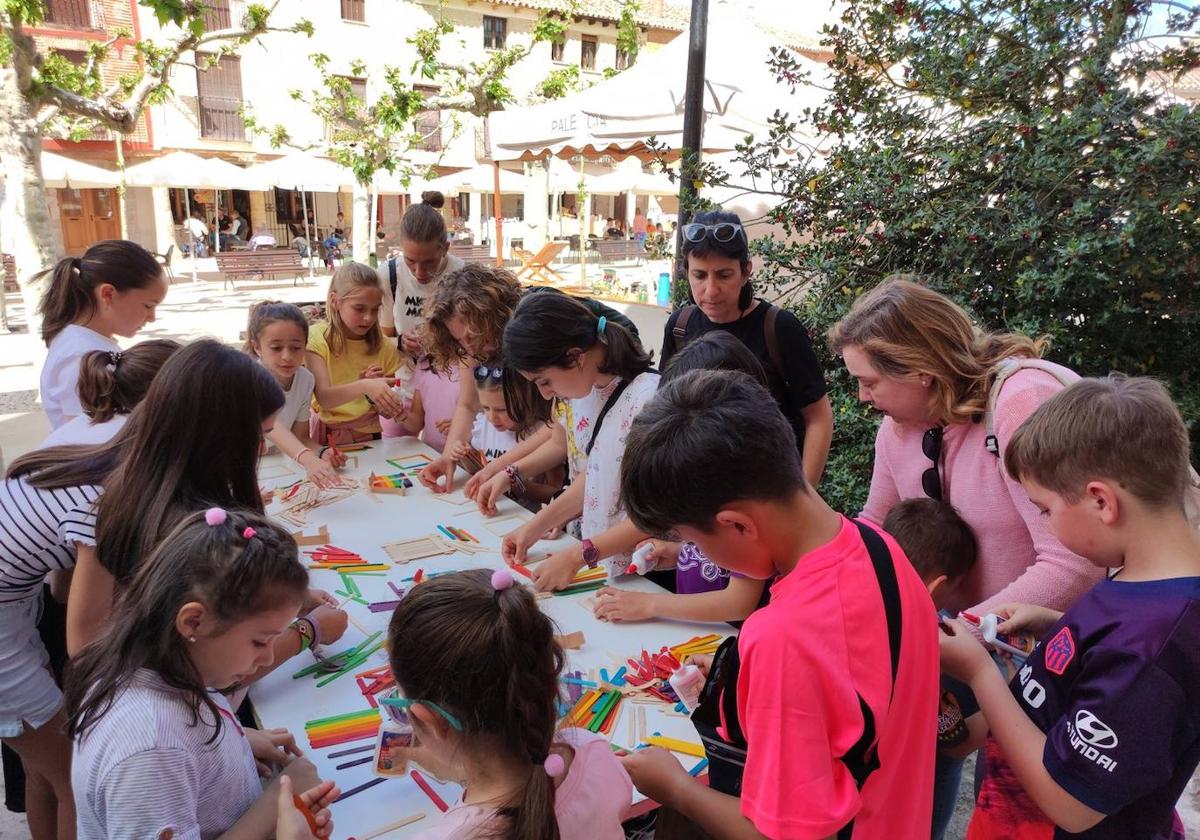 X Muestra de Artesanía Torre Marte en Astudillo