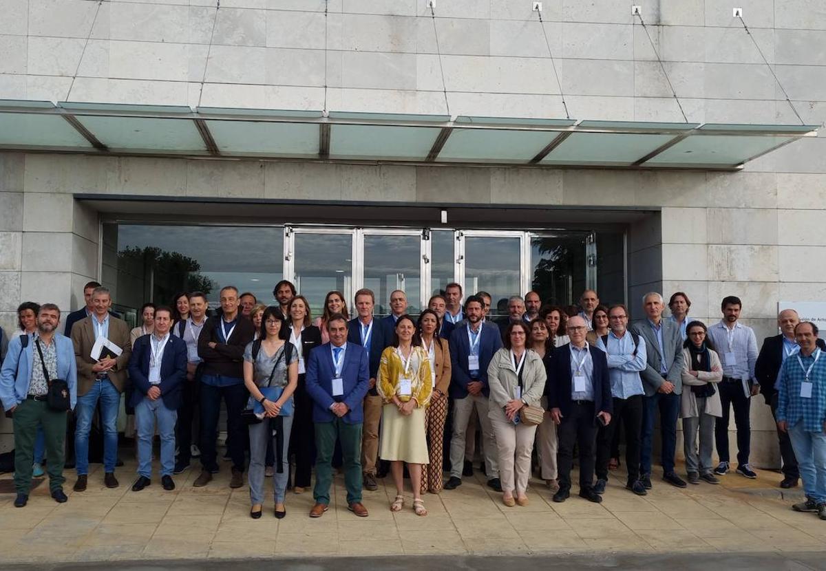 Los investigadores participantes, en la sede del Itacyl.