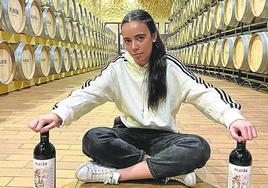 Lucía San José posa en su bodega de la DO Toro.