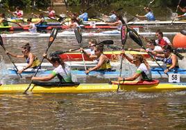 Salida de la última edición del Trofeo Ciudad de Valladolid en aguas del Pisuerga.