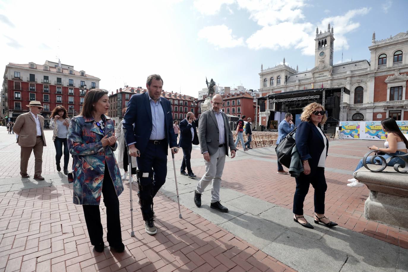 Imágenes de la visita de la ministra de Defensa a Valladolid