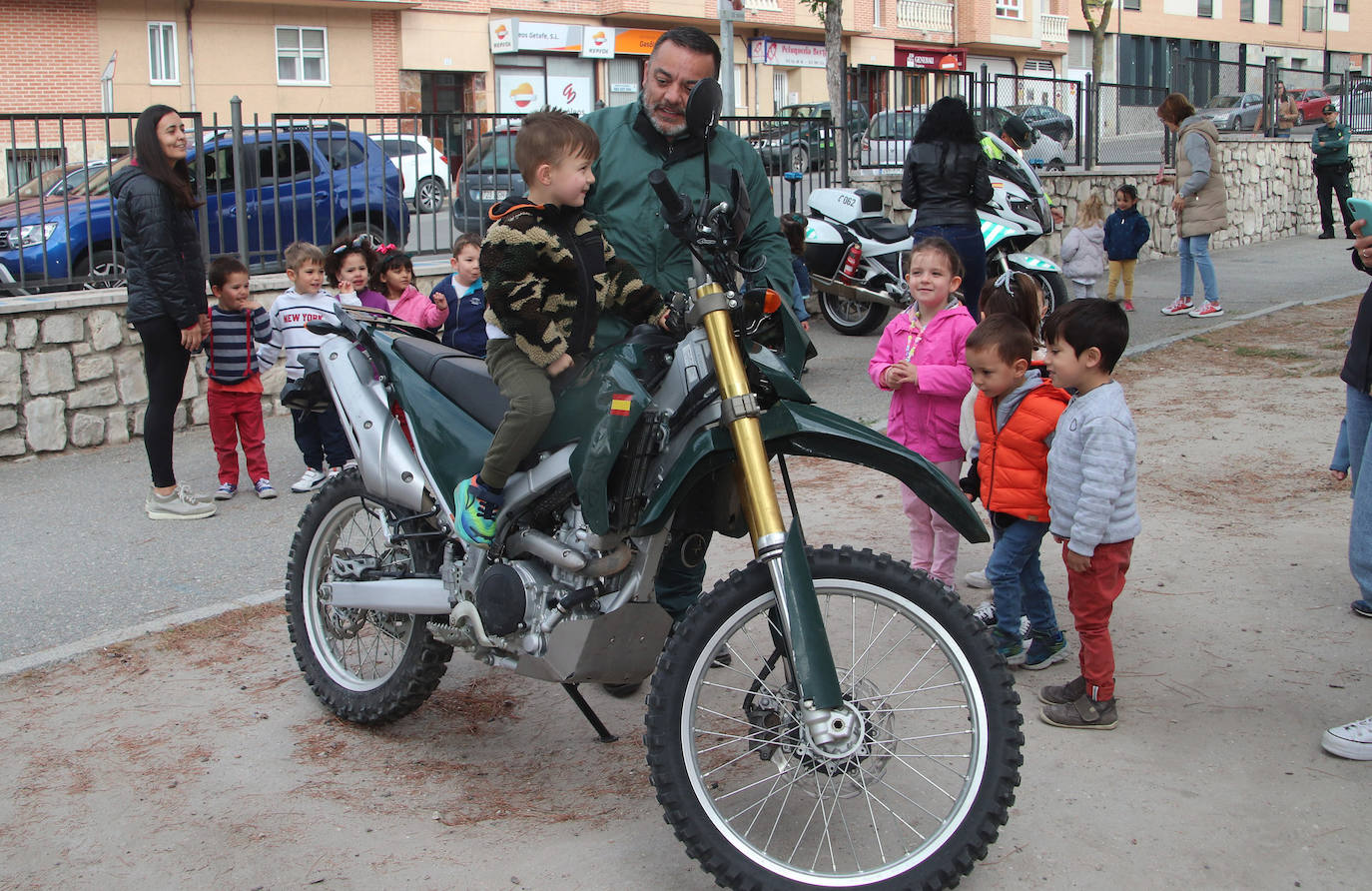 Exhibición de la Guardia Civil en Cuéllar