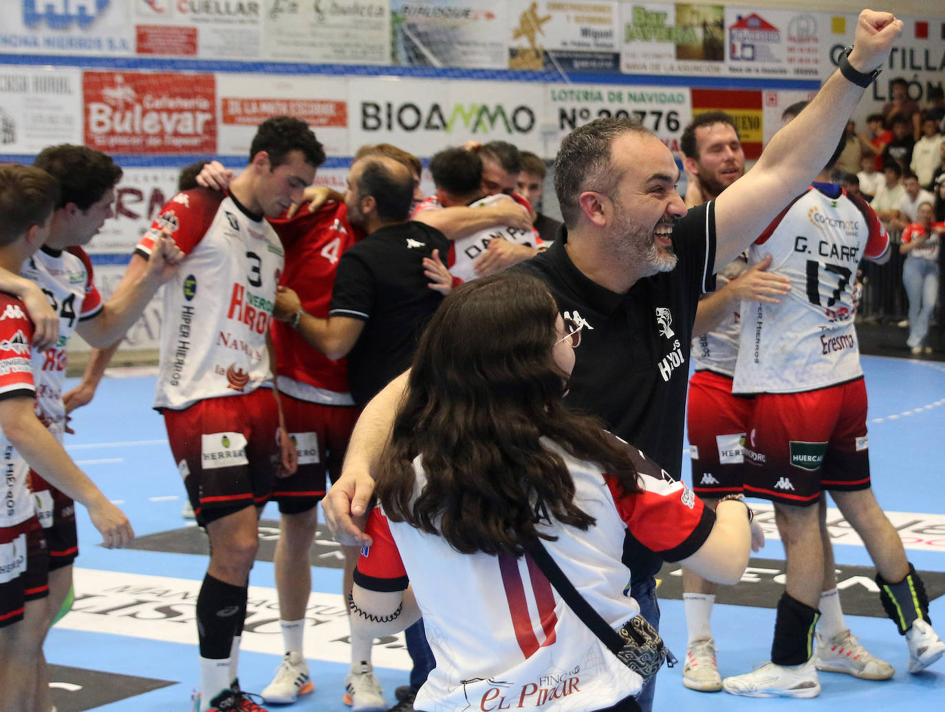 Celebración del ascenso navero a Asobal