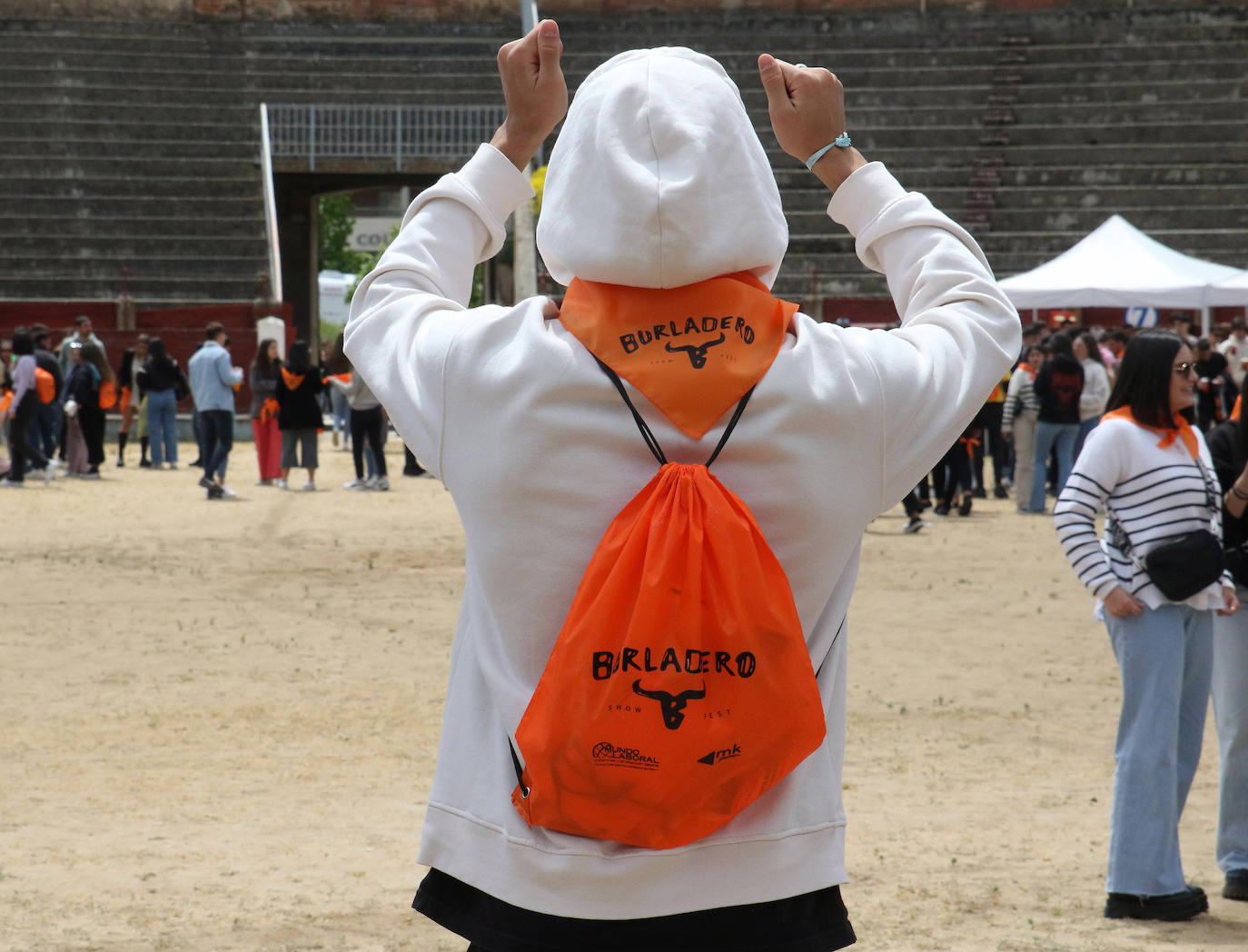 La plaza de toros vuelve a llenarse con el &#039;Burladero Show&#039;