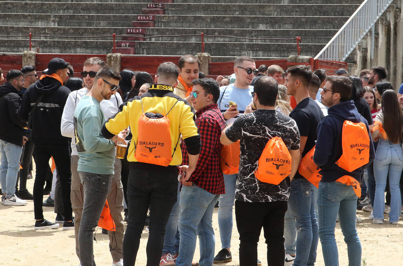 La plaza de toros vuelve a llenarse con el &#039;Burladero Show&#039;