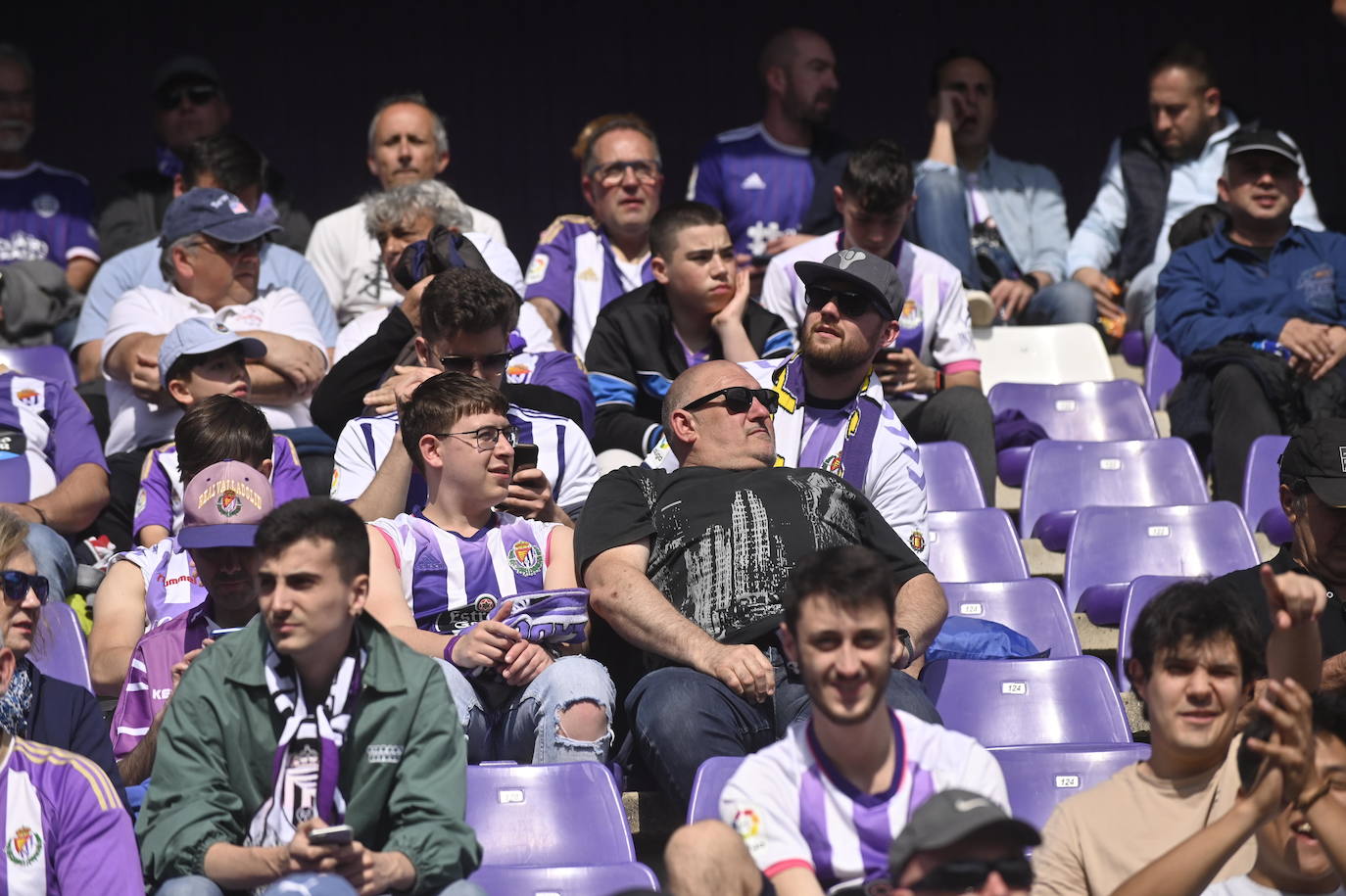 Búscate en la grada del José Zorrilla (1/5)