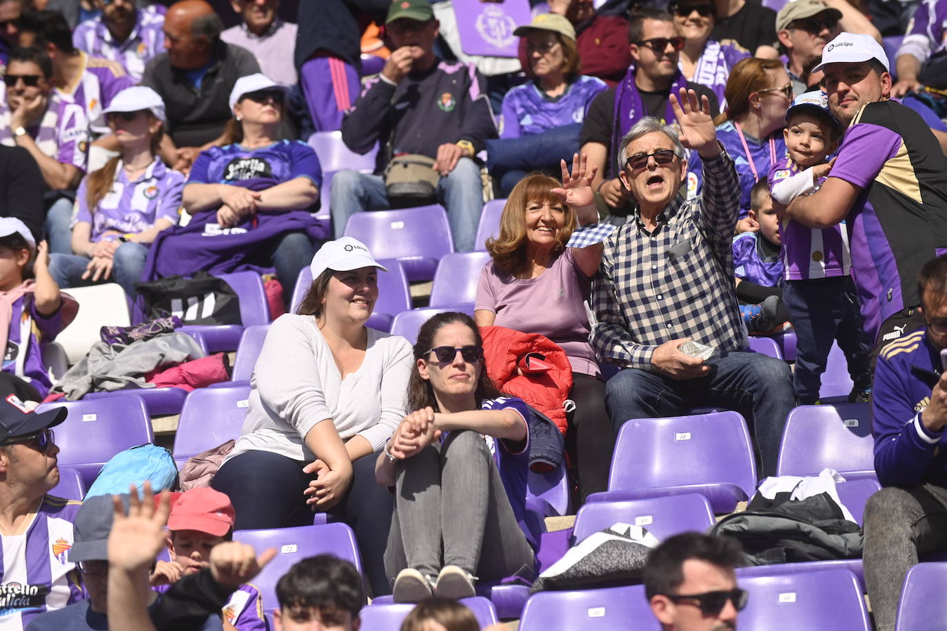 Búscate en la grada del José Zorrilla (1/5)