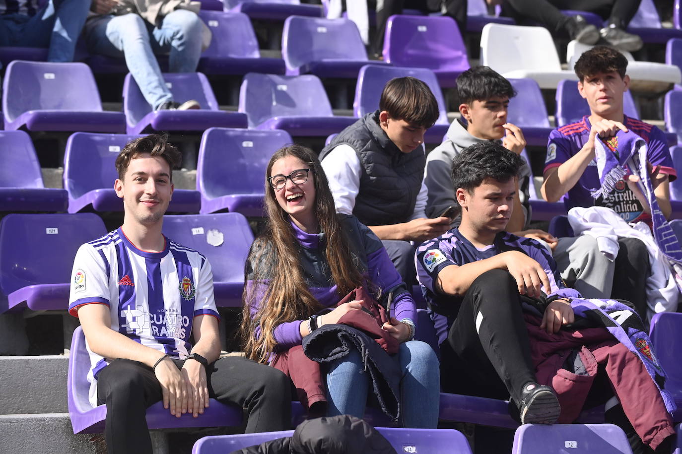 Búscate en la grada del José Zorrilla (3/5)