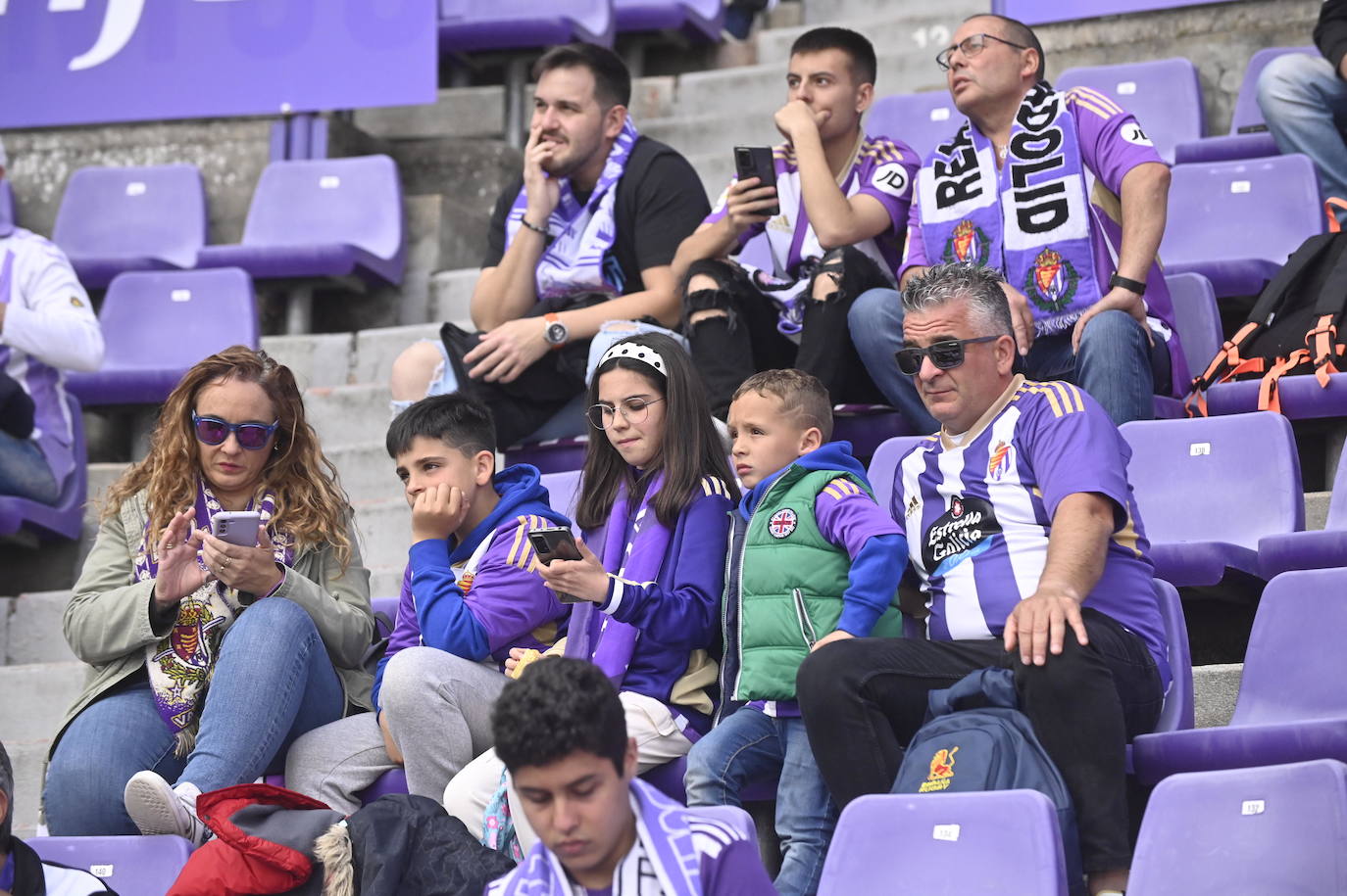 Búscate en la grada del José Zorrilla (4/5)