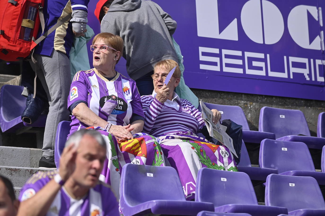 Búscate en la grada del José Zorrilla (4/5)