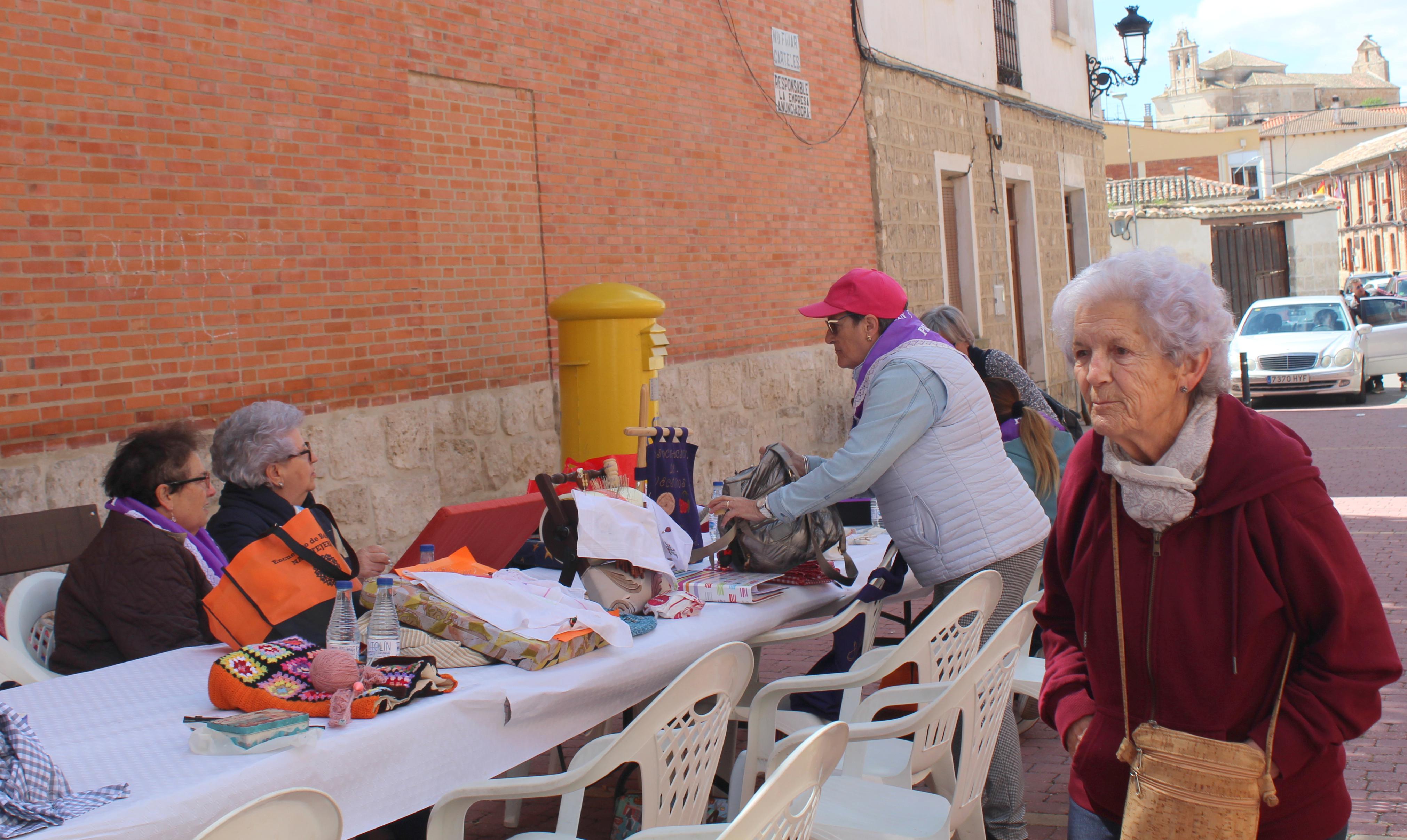 Baltanás presume de artesanía textil