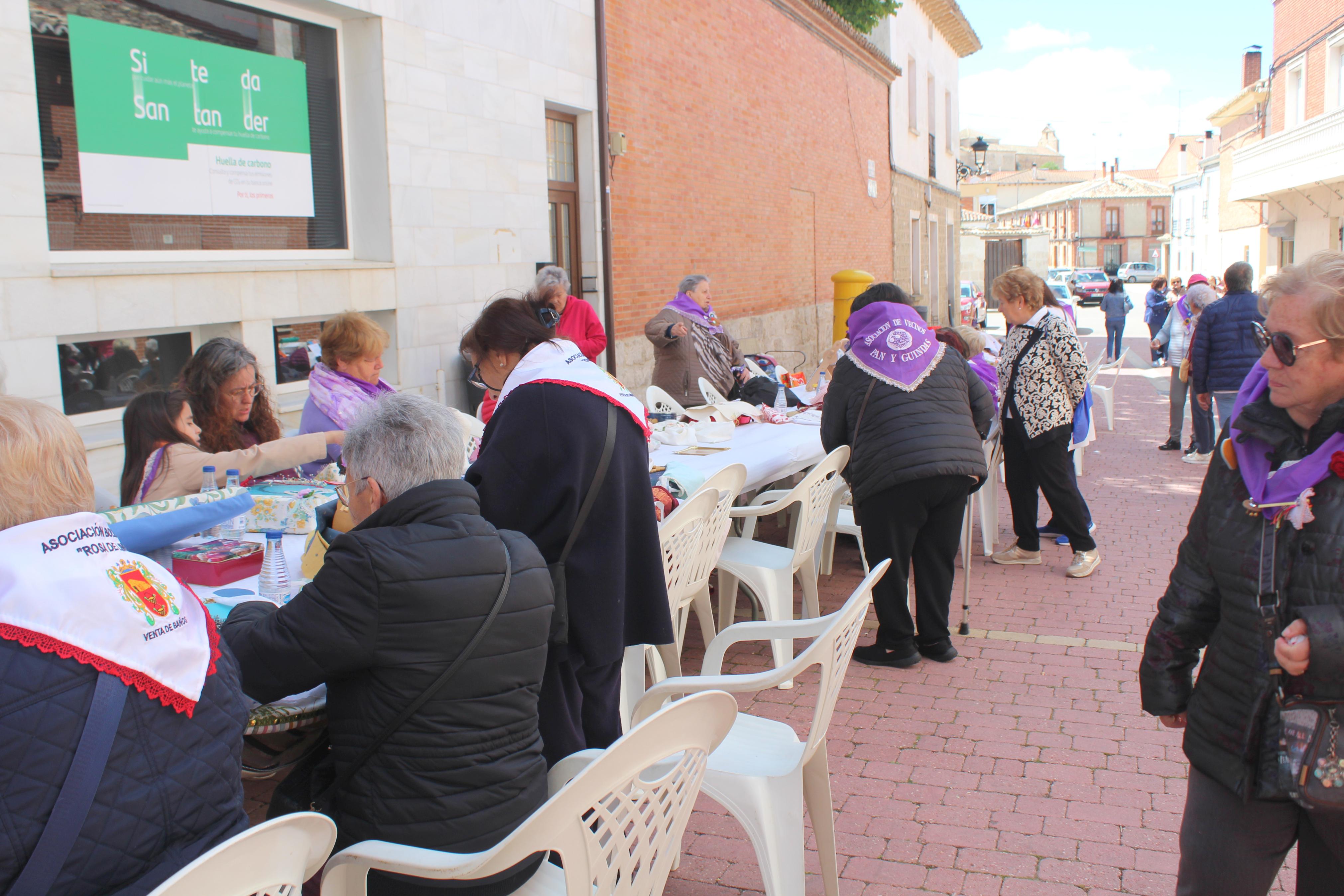Baltanás presume de artesanía textil