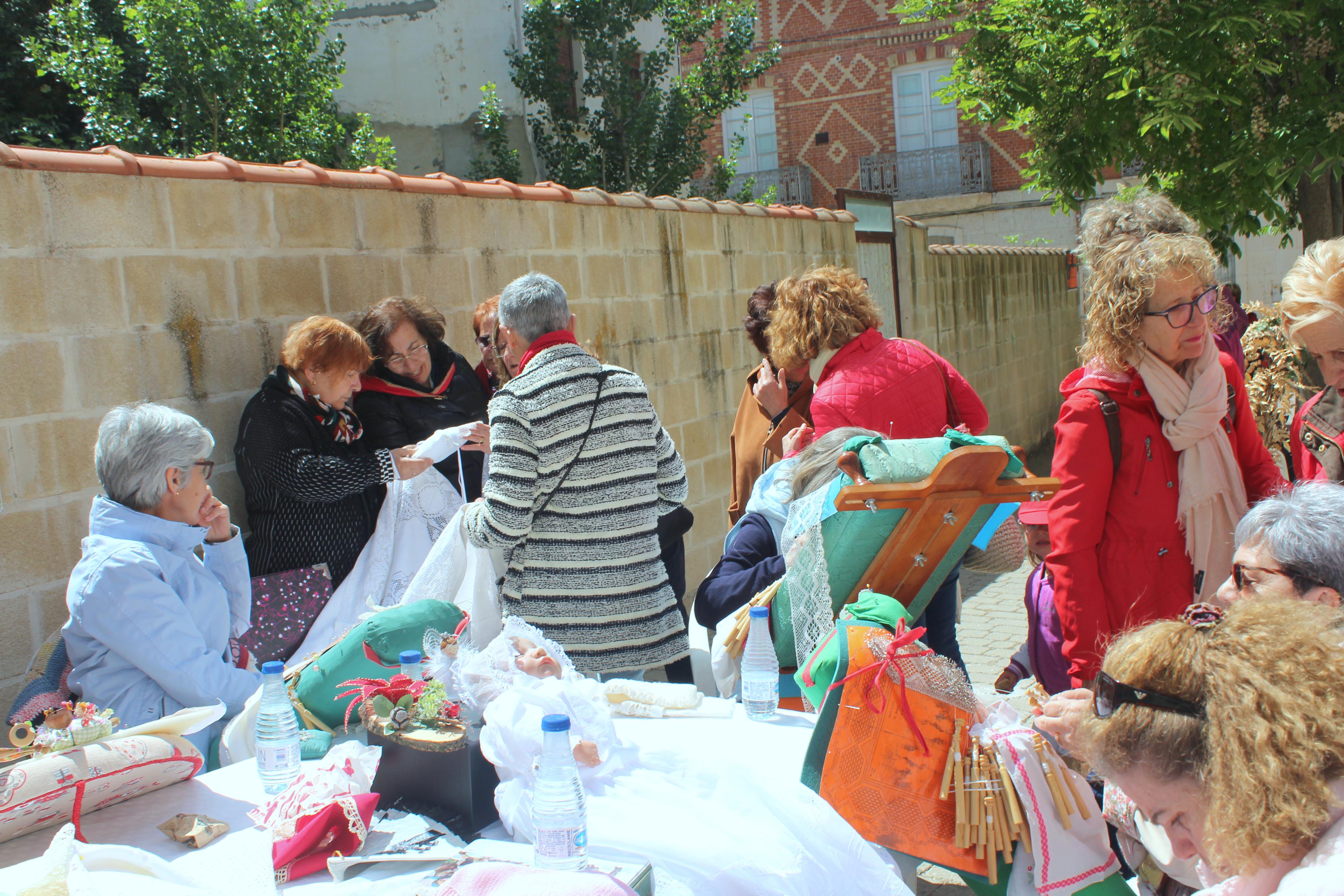 Baltanás presume de artesanía textil