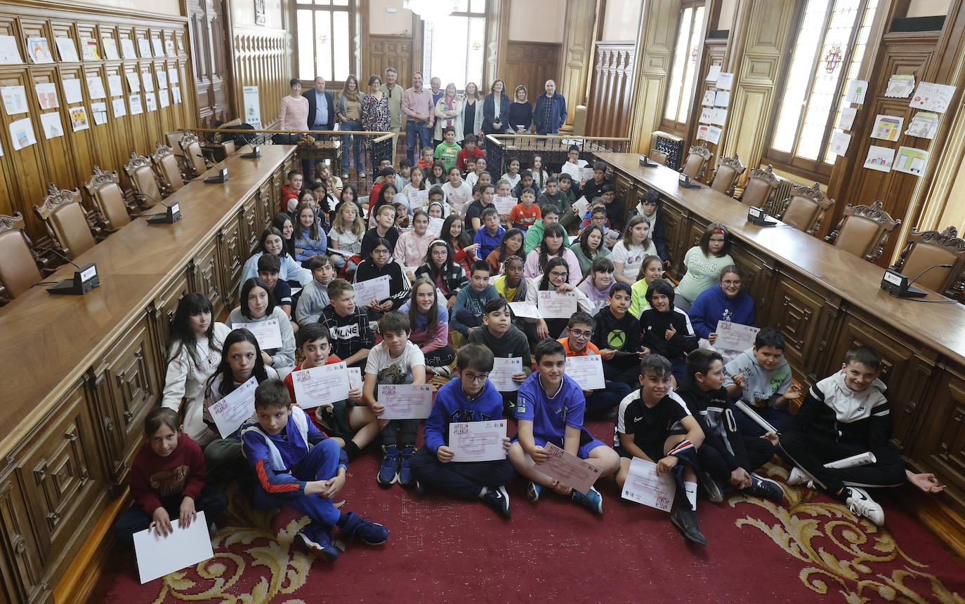 Diplomas por fomentar el pequeño comercio en Palencia