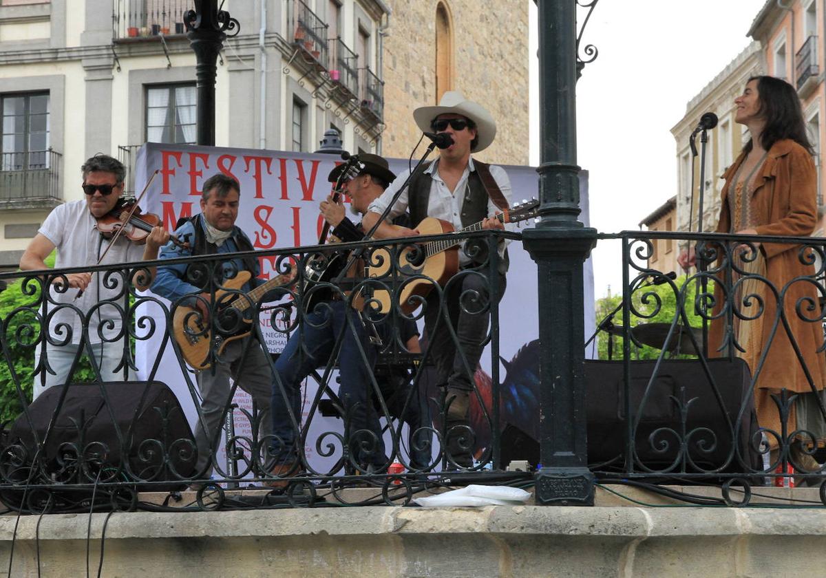 Actuación durante una edición anterior del Festival Música Diversa.