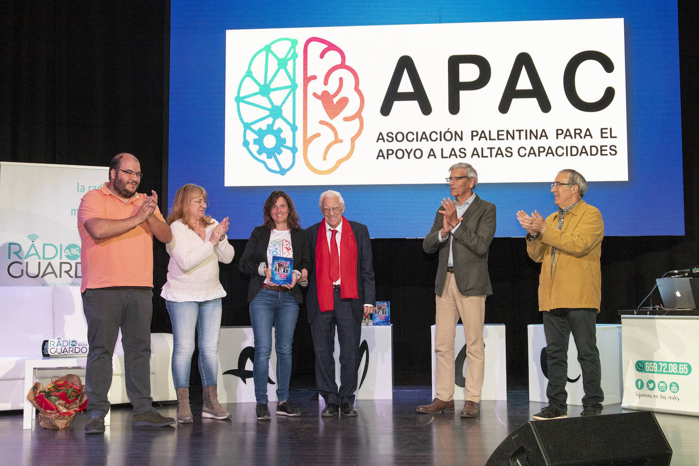 El Padre Ángel, con Guardo y la labor de las entidades sociales