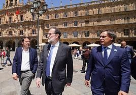 Mañueco recibió ayer a Rajoy para hacer campaña en Salamanca.