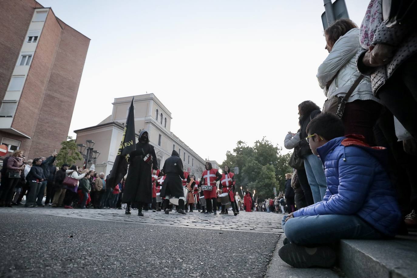 Desfile de antorchas por el quinto centenario del Palacio Real de Valladolid