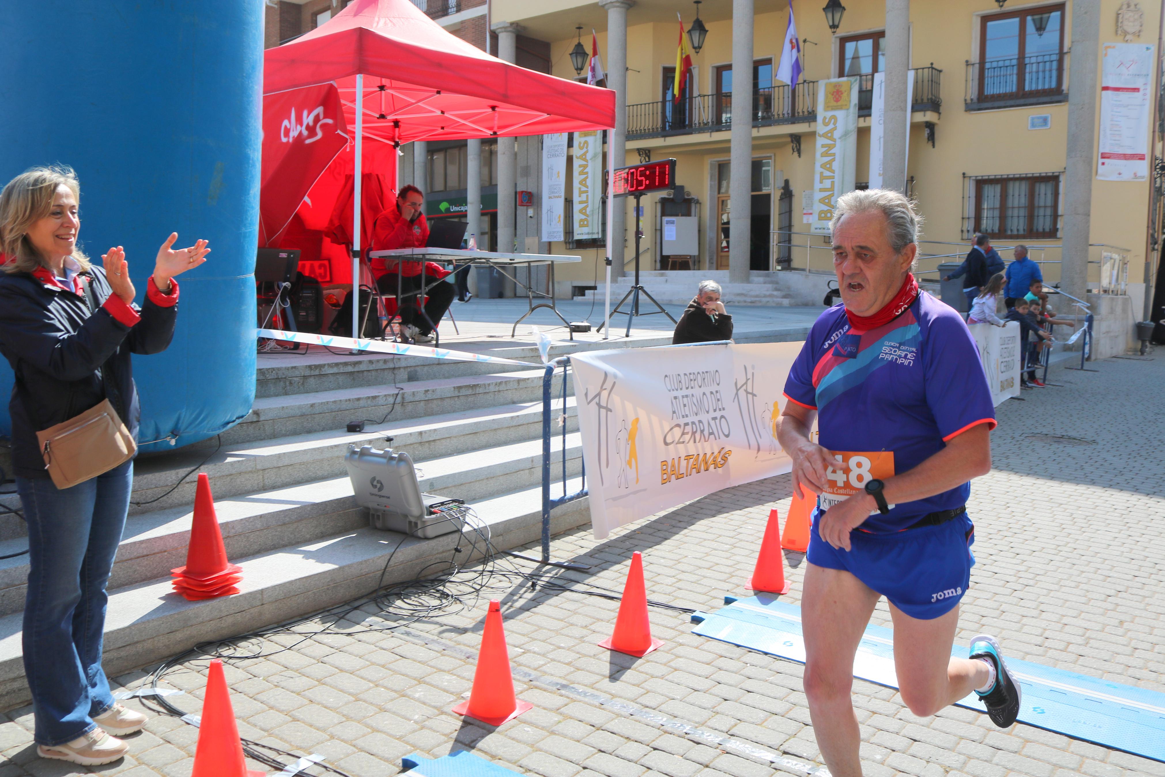 Pablo Marcos y Alicia Diago, vencedores de la IV Legua Castellana del Cerrato