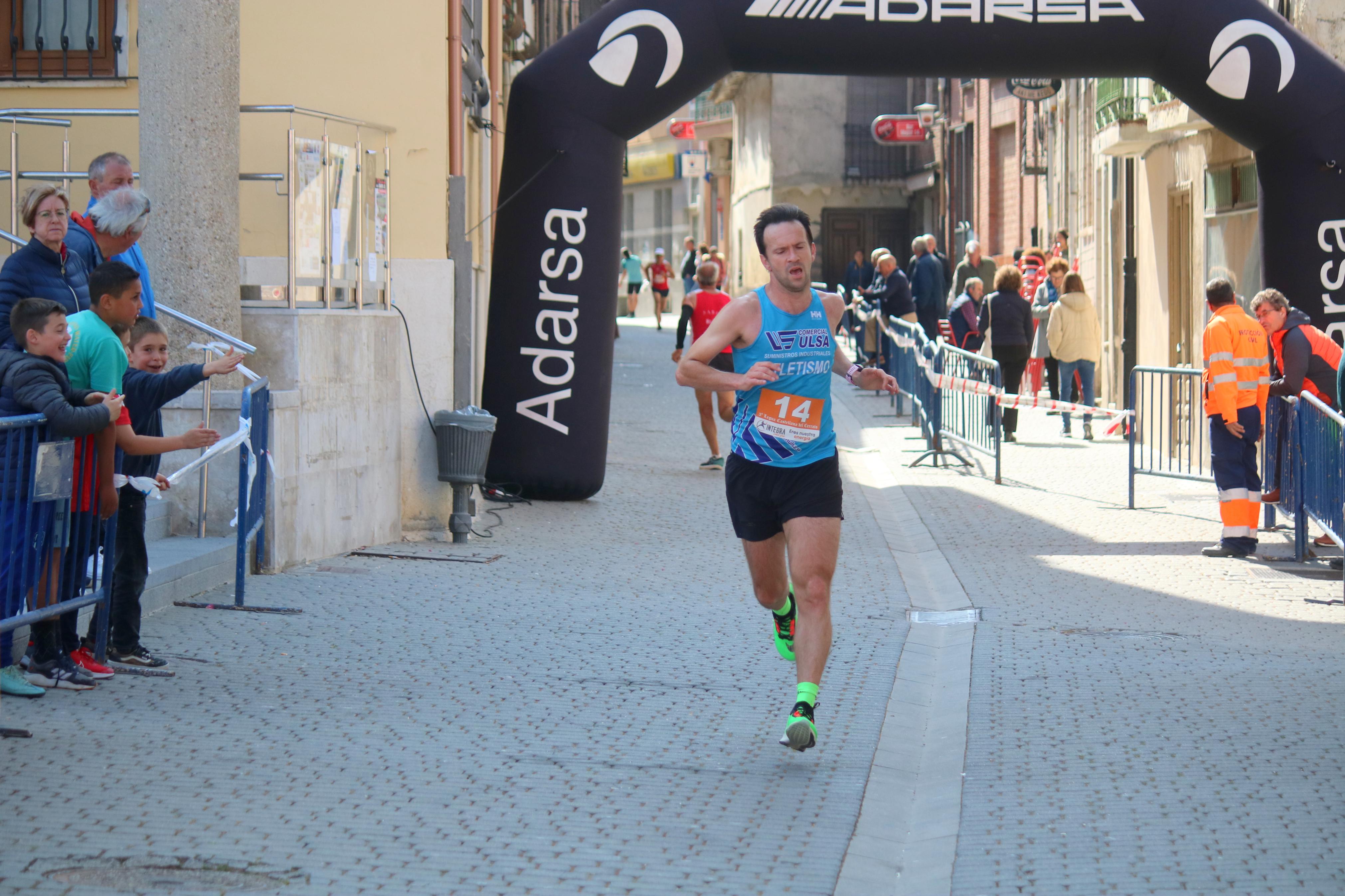 Pablo Marcos y Alicia Diago, vencedores de la IV Legua Castellana del Cerrato