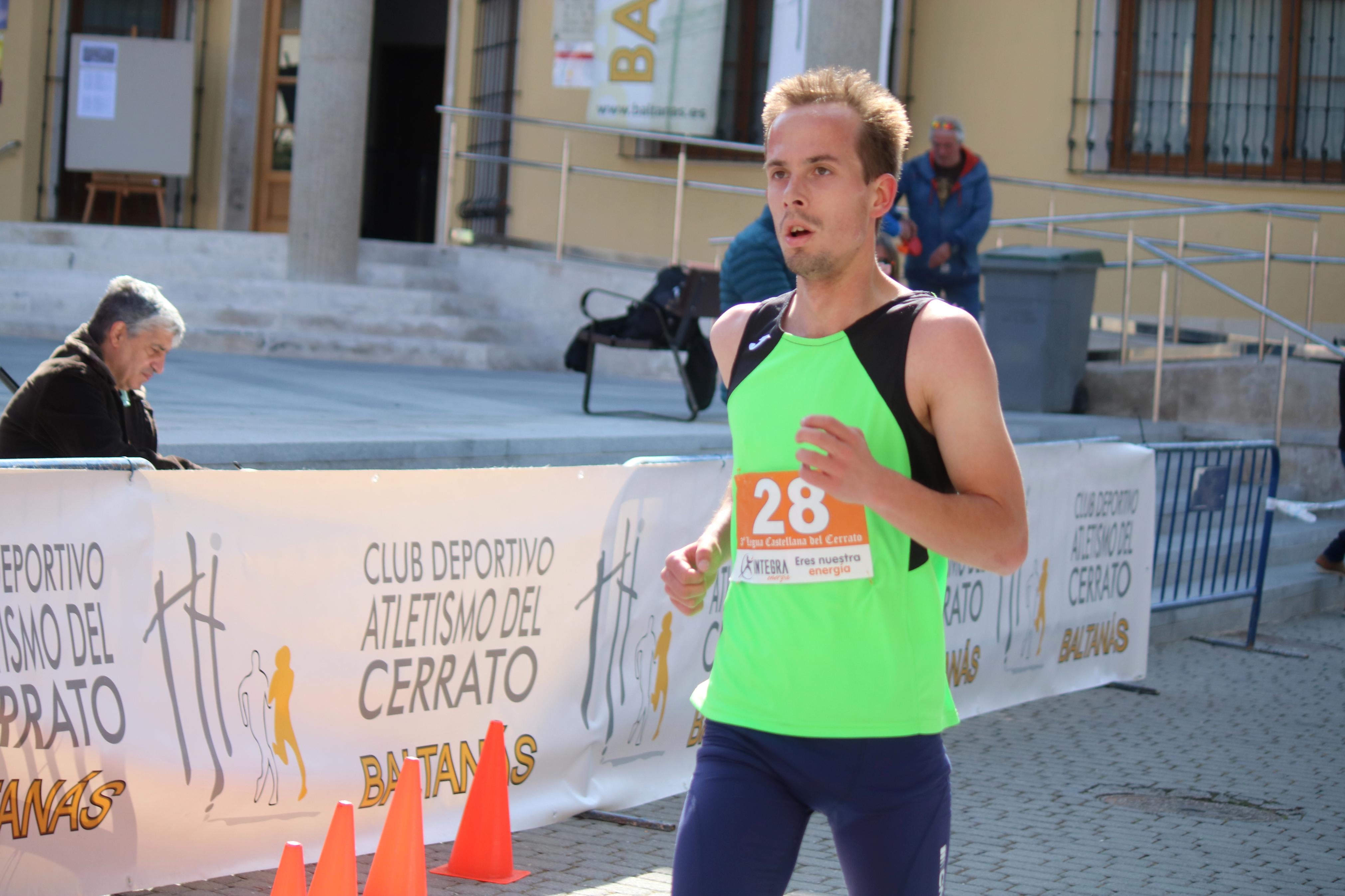 Pablo Marcos y Alicia Diago, vencedores de la IV Legua Castellana del Cerrato