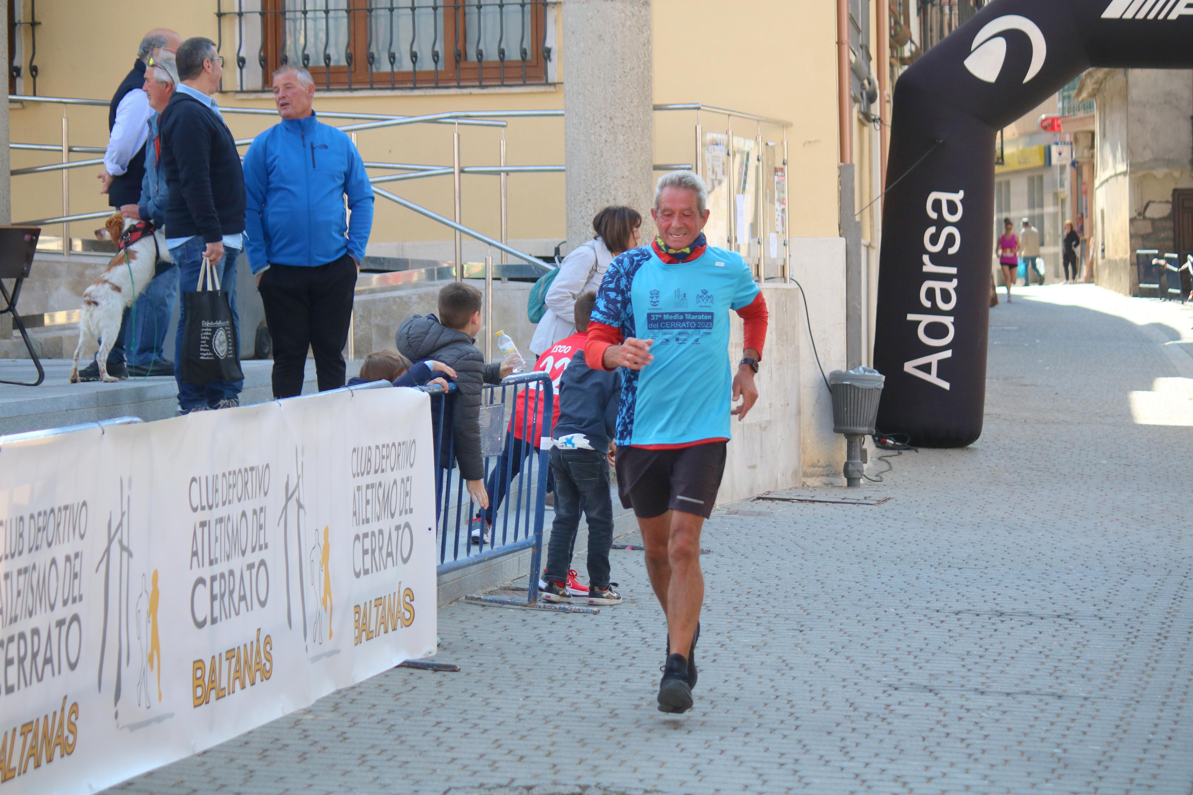 Pablo Marcos y Alicia Diago, vencedores de la IV Legua Castellana del Cerrato