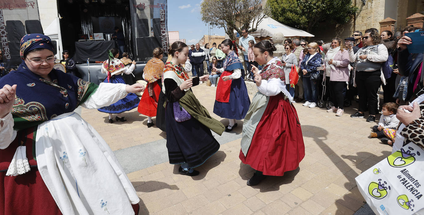 21 puestos engrandecen la Feria del Pan de Grijota