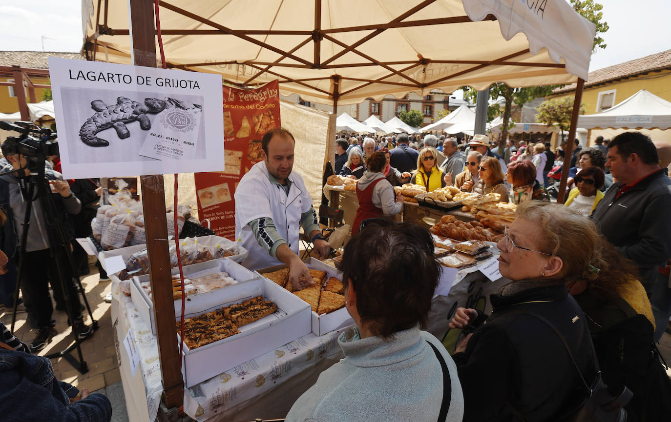 21 puestos engrandecen la Feria del Pan de Grijota