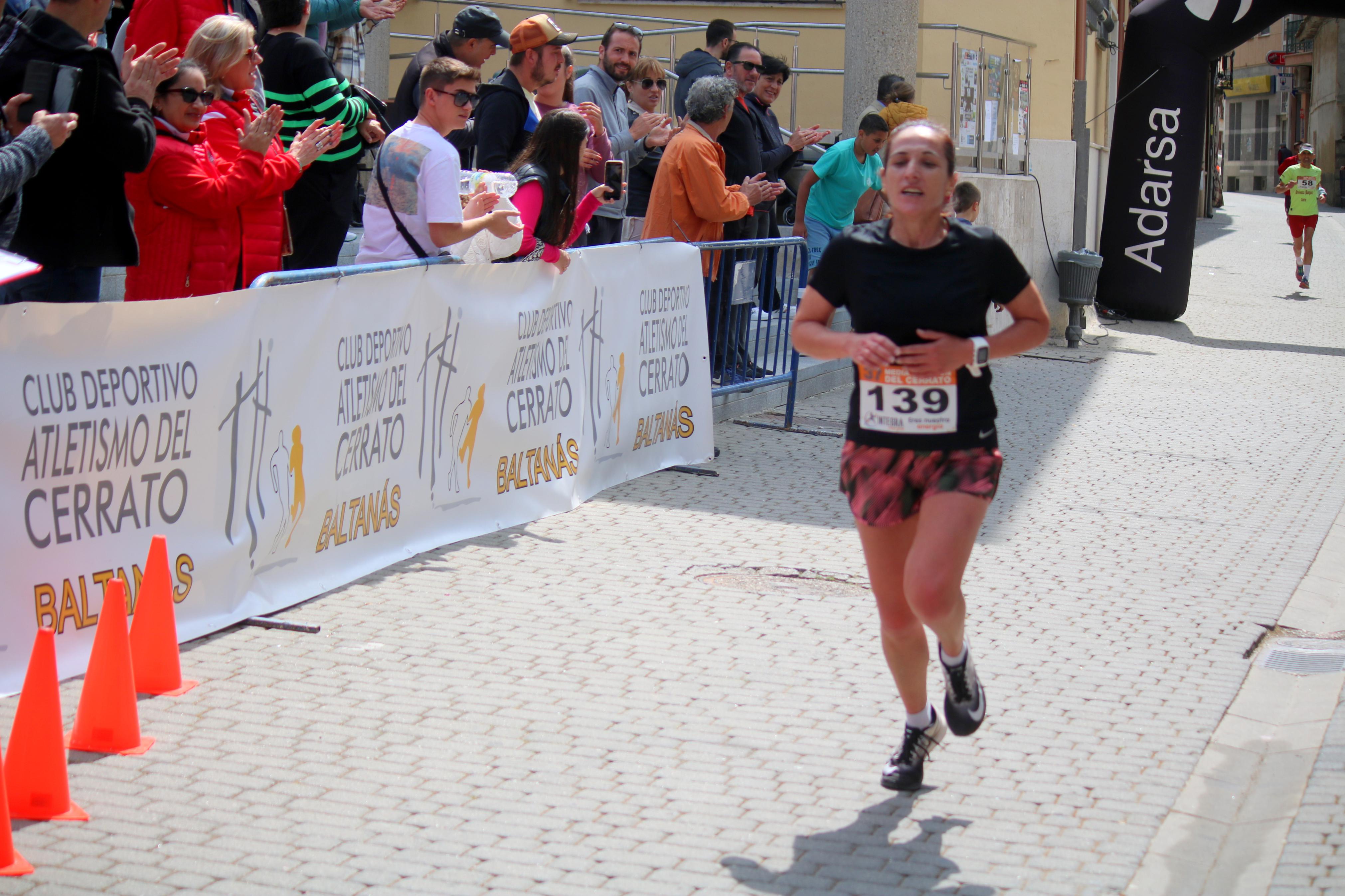Javier Sangrador y Marta Medina reinan en la XXXVII Media Maratón del Cerrato
