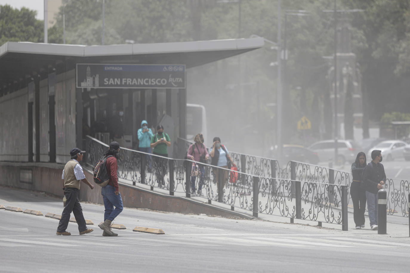 La ciudad de puebla llena de gases y cenizas a causa de la actividad del volcán