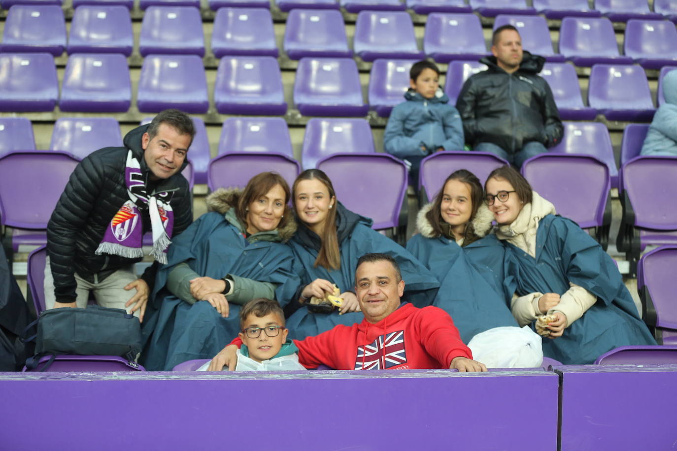 Búscate en la grada del José Zorrilla (1/4)