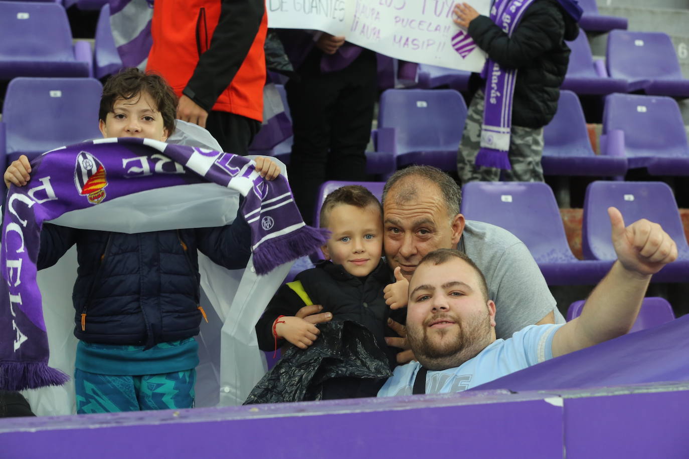 Búscate en la grada del José Zorrilla (1/4)