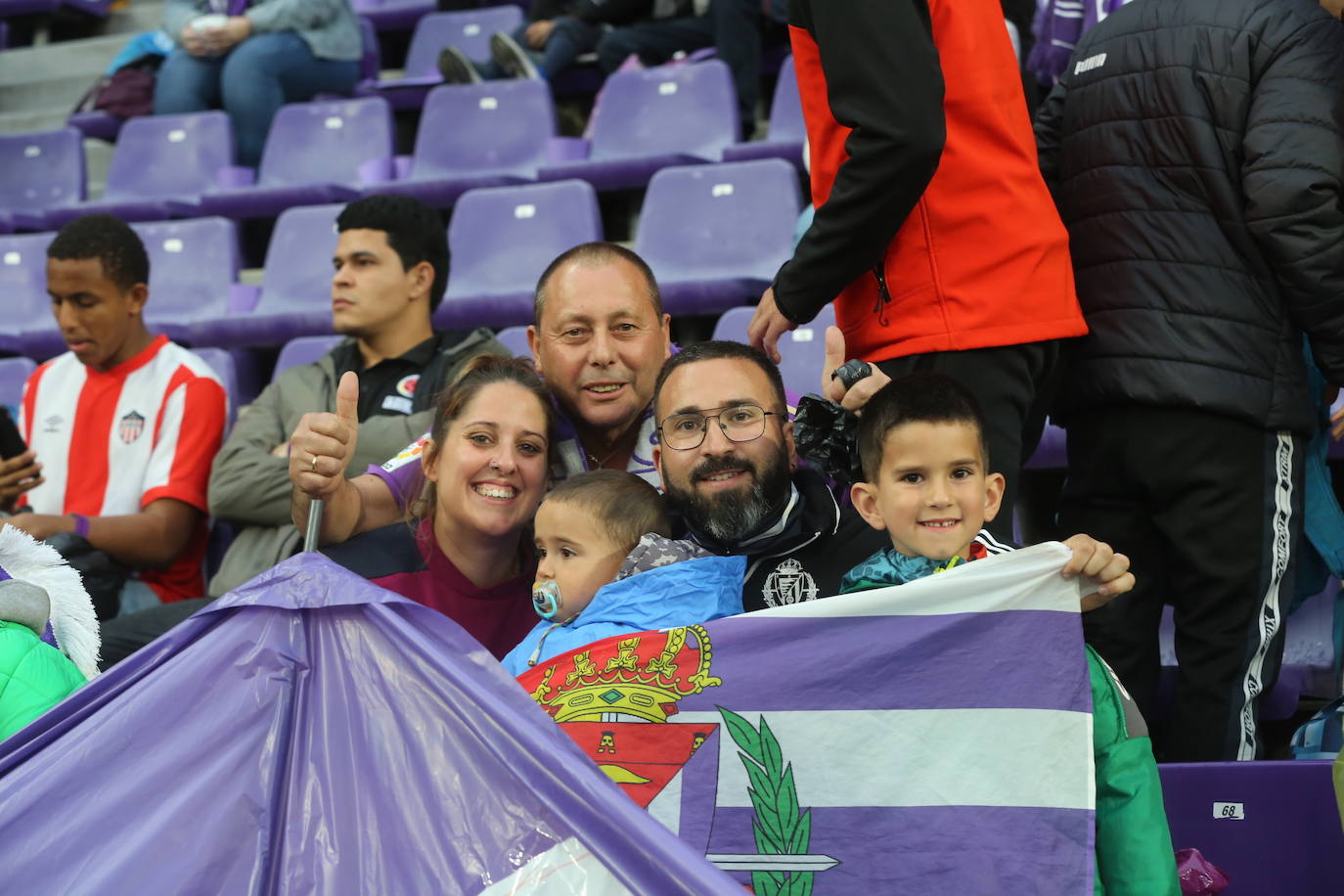 Búscate en la grada del José Zorrilla (1/4)