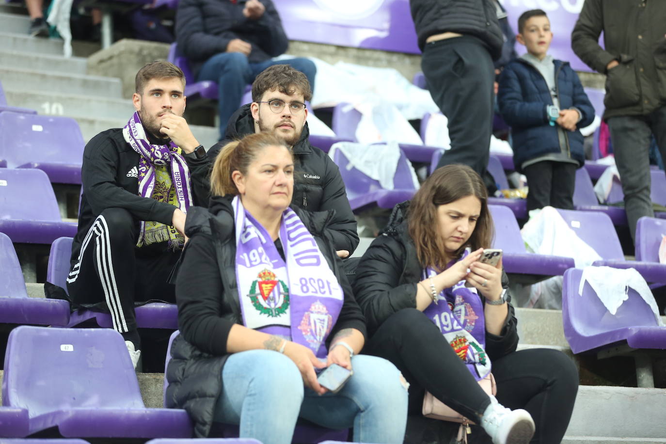 Búscate en la grada del José Zorrilla (1/4)