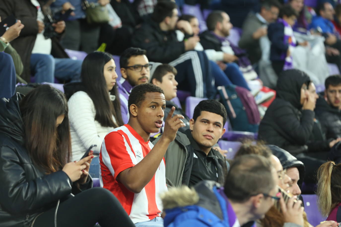 Búscate en la grada del José Zorrilla (3/4)