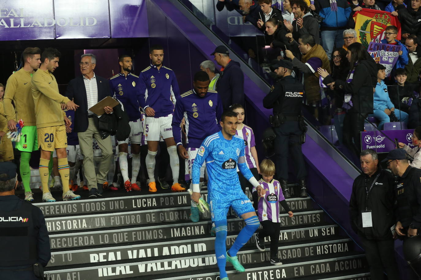 Búscate en la grada del José Zorrilla (4/4)