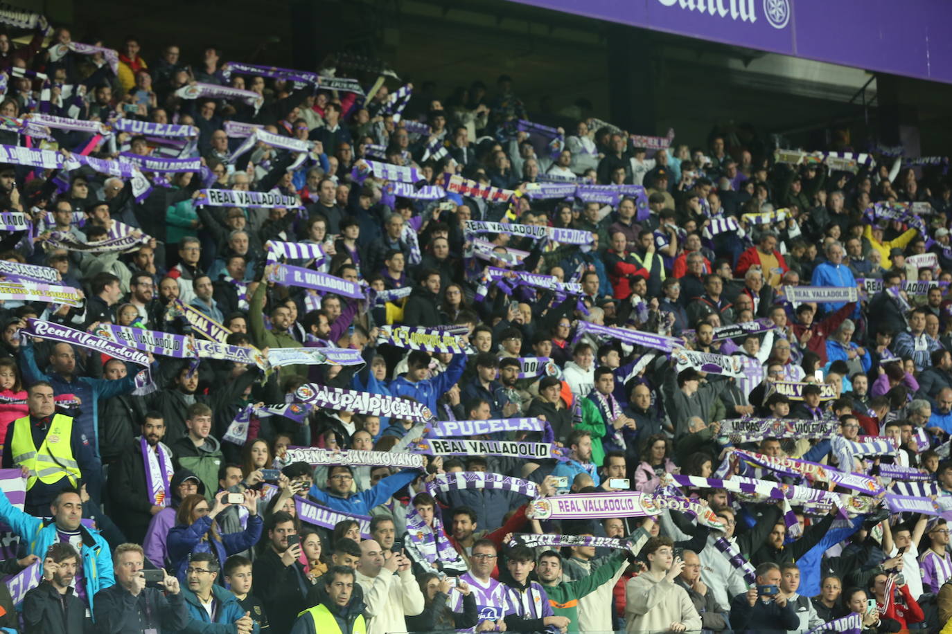 Búscate en la grada del José Zorrilla (4/4)