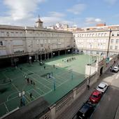 Padres del Colegio Lourdes defienden al profesor apartado por «conducta inadecuada»