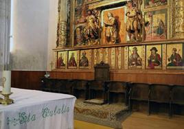 Retablo del altar mayor con escultura de Inocencio Berruguete y pinturas de Pedro Berruguete en la iglesia de Santa Eulalia en Paredes de Nava.