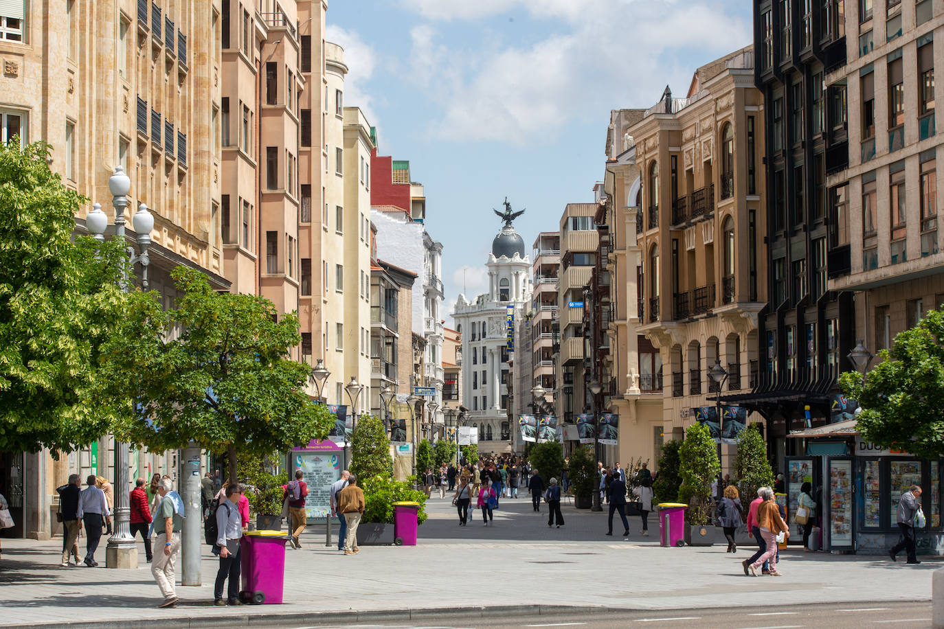 Un paseo por la calle Santiago