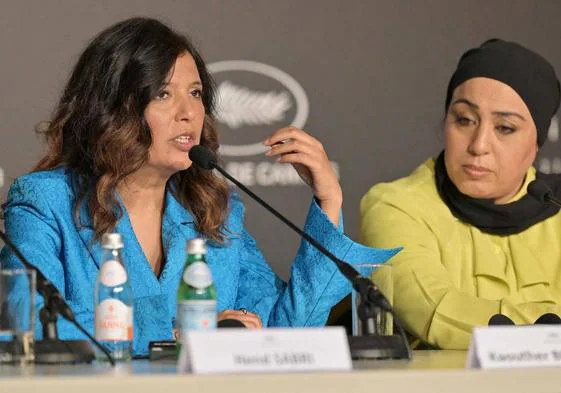 La tunecina Kaouther Ben Hania refleja en 'Les filles d'Olfa la inserción de dos de sus hijas en las filas yihadistas.